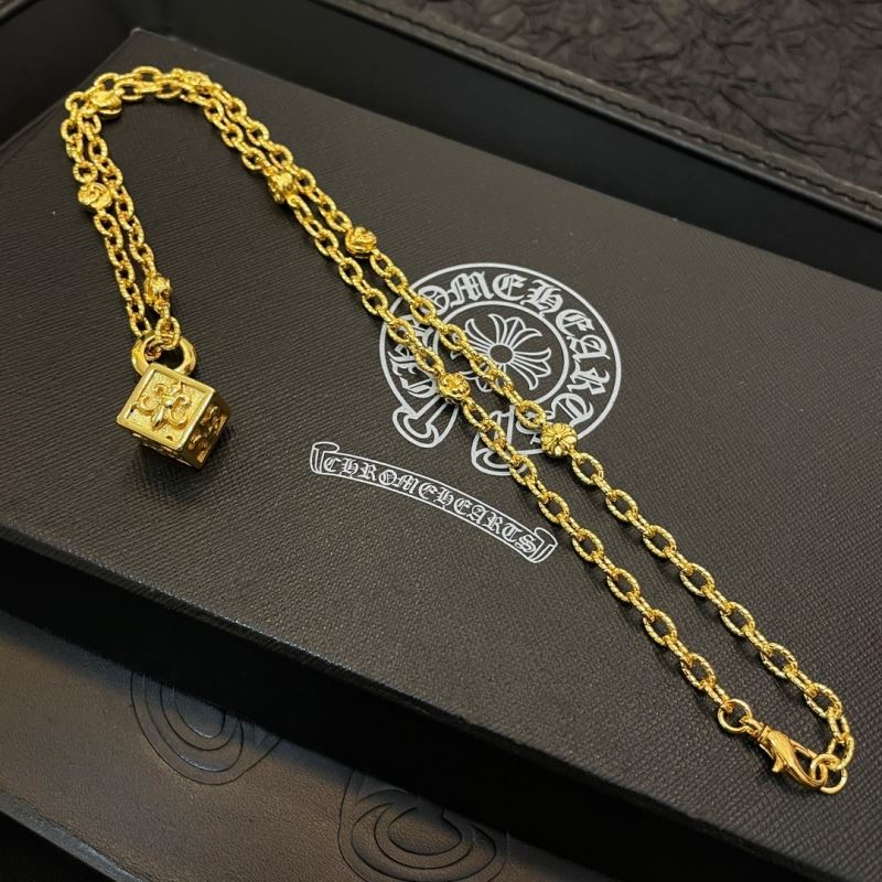 Ch*0me He**ts necklaces